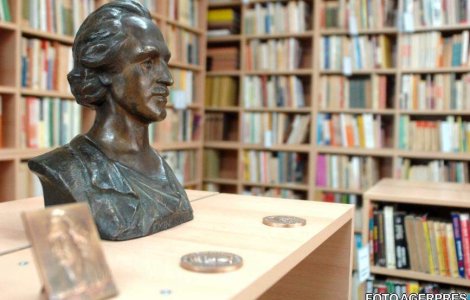 "Trecut-au anii ca nori lungi...". 162 de ani de la nasterea lui Mihai Eminescu