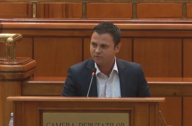 Liderul deputatilor PSD: Este o rusine ce se intampla in plen. Opozitia incearca o lovitura de imagine