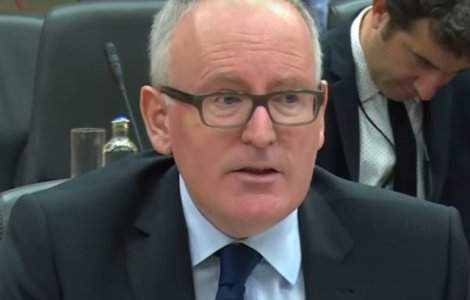 Social-democratii europeni se pregatesc sa il aprobe pe Frans Timmermans drept candidat la sefia CE