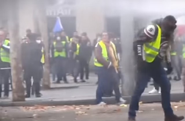 36 de statii de metrou si de gari au fost inchise sambata la Paris din cauza protestelor