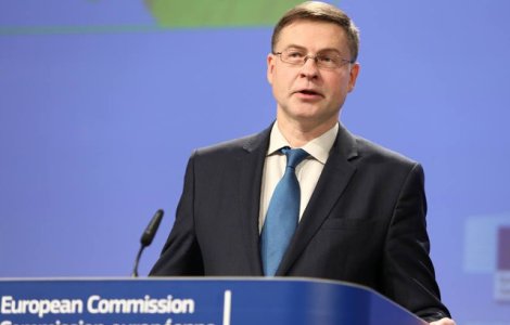 UE, dupa ce Macron a anuntat marirea salariului minim cu 100 de euro: Monitorizam indeaproape posibilele masuri anuntate