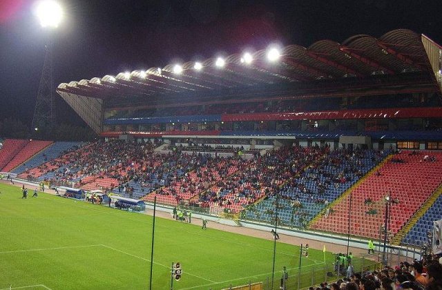 Becali convoaca un miting de 50.000 de oameni