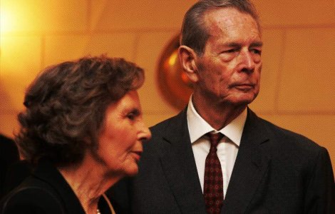 Familia Regala sustine romanii nemultumiti de politicieni