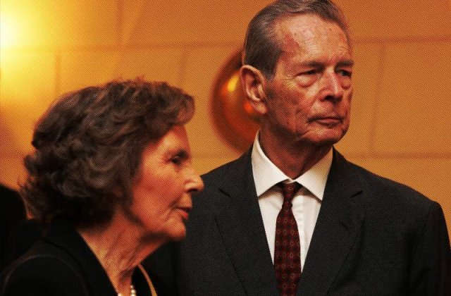 Familia Regala sustine romanii nemultumiti de politicieni