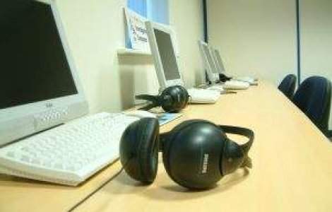 UE plateste pentru conectarea scolilor sarace la Internet