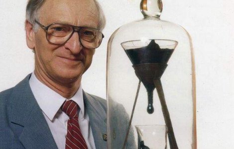 Cel mai indelungat experiment din lume