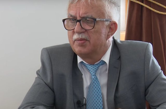 Augustin Zegrean: Guvernul nu poate modifica o lege aflata deja in dezbatere in Parlament