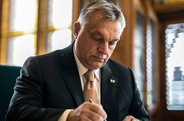 Ungaria: Parlamentul a adoptat asa-zisa lege a &#39;sclaviei&#39;