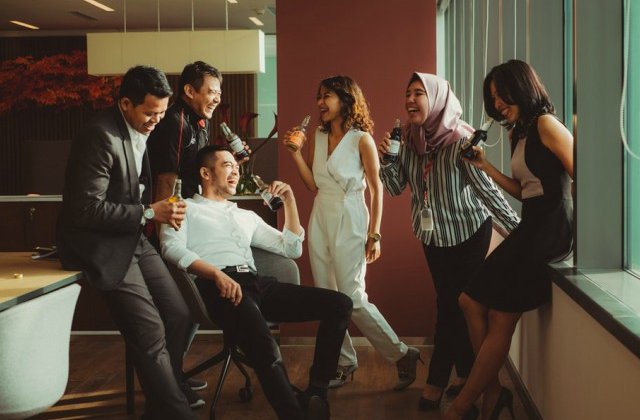 Raspunsul amuzant pe care un angajat l-a trimis colegilor, in timp ce se afla in concediu