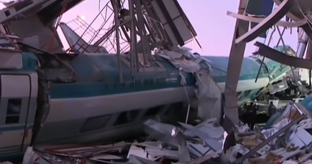 Cel putin 9 morti si zeci de raniti, dupa ce doua trenuri s-au ciocnit la Ankara/ FOTO/ VIDEO