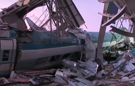 Cel putin 9 morti si zeci de raniti, dupa ce doua trenuri s-au ciocnit la Ankara/ FOTO/ VIDEO