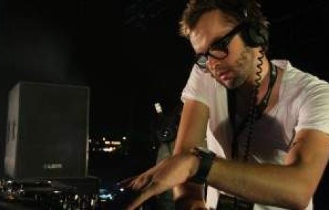 DJ Optick si Liberty Parade, premiati la Nights.ro Awards