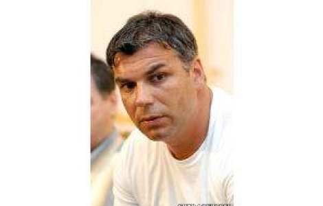 Olaroiu, antrenorul anului in Emiratele Arabe