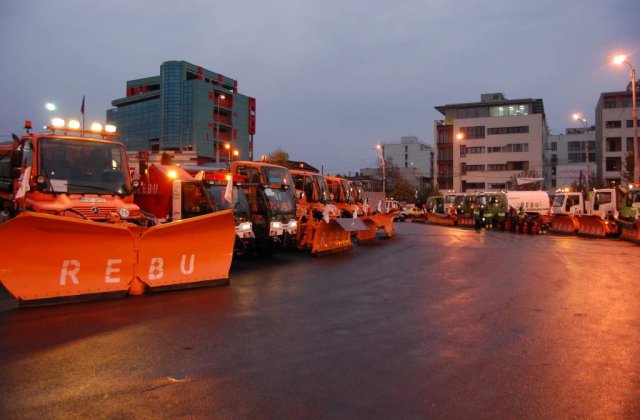 Strazi inchise in Bucuresti pentru deszapezire