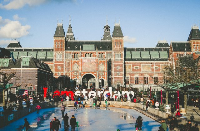 Motivul pentru care Amsterdam a retras unul dintre simbolurile sale turistice