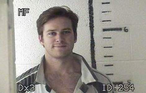 Armie Hammer este amator de fursecuri "verzi"