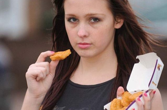 Ce a patit dupa ce a mancat 15 ani fast-food?