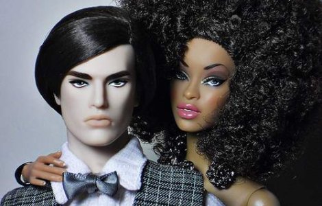  Top  Iubire "oarba": Cupluri interrasiale celebre