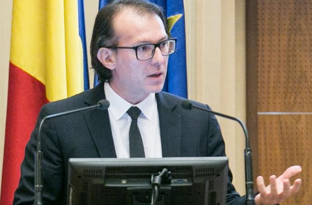 Citu: Trebuie sa fii foarte prost sa vii cu o taxa precum "taxa pe lacomie". Romanii care economisesc vor pierde bani