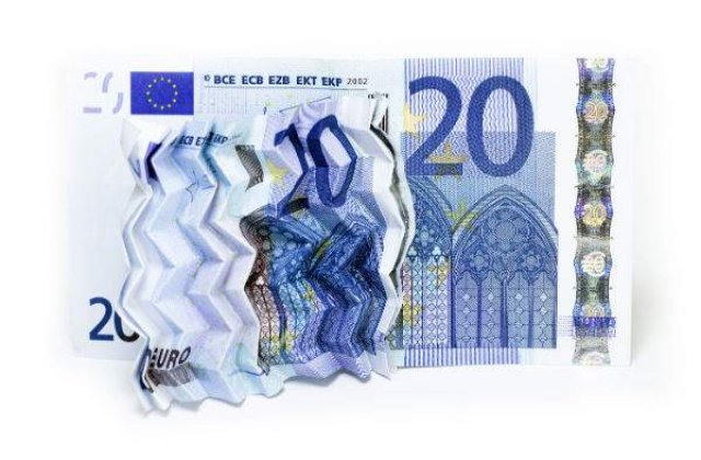 Cursul valutar din 1 februarie: Euro isi reia cresterea