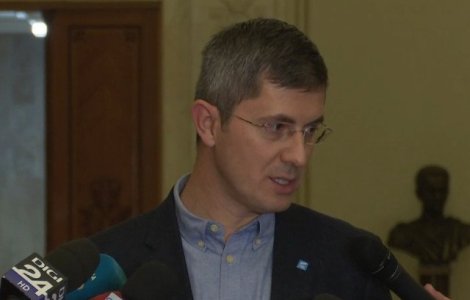 Barna: USR si PNL vor ataca la CCR proiectul legii pensiilor