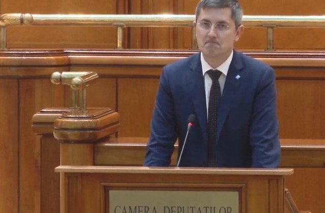 Barna: Romania, condusa de un infractor condamnat penal si de un premier care are dificultati sa citeasca