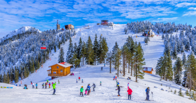  Top  9 destinatii cu buget redus pentru iubitorii sporturilor de iarna si nu numai