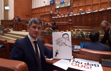 Barna: USR nu si-a atins scopul privind caderea Guvernului, dar va continua eforturile in acest sens