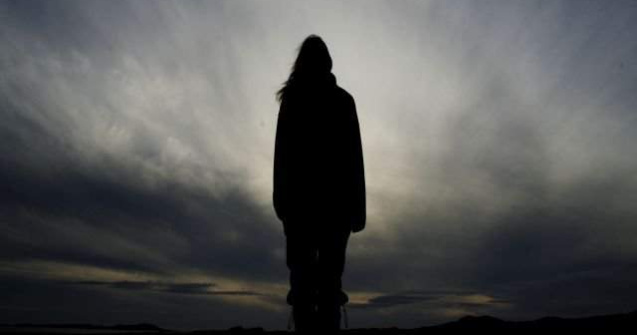 Singuratatea si izolarea, la fel de daunatoare pentru sanatate ca si bolile cronice