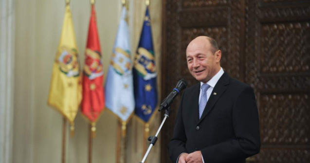 Basescu: Am platit extrem de scump in UE inconsecventa politicienilor romani