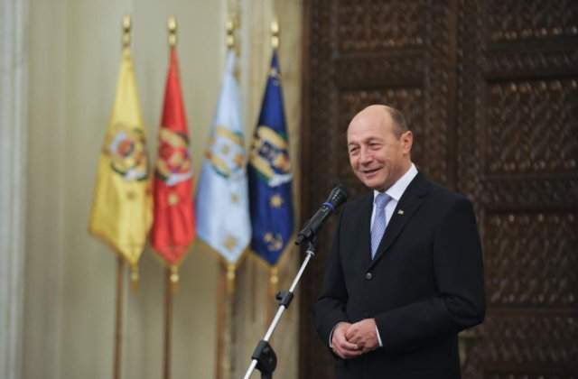 Basescu: Am platit extrem de scump in UE inconsecventa politicienilor romani