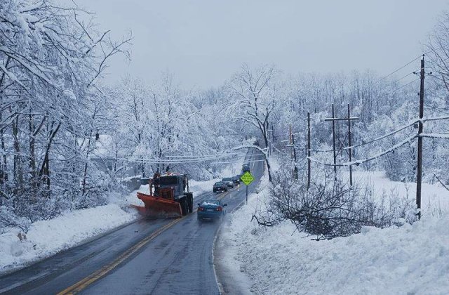 Restrictii de trafic in prima zi de weekend cu cod galben