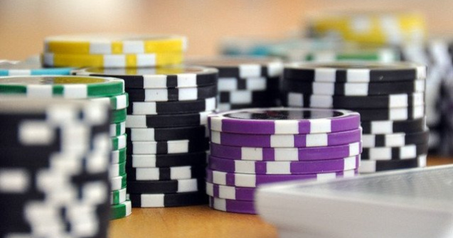 Albania interzice, incepand cu 1 ianuarie 2019, jocurile de noroc, sursa de profit pentru crima organizata