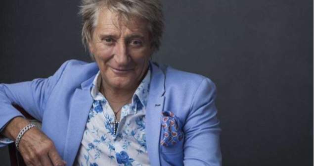Rod Stewart, Elton John si Paul McCartney, printre vedetele care au publicat urari de Craciun pe internet
