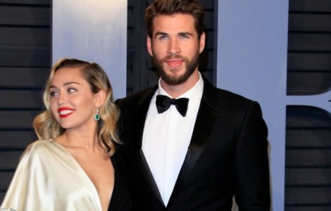 Miley Cyrus si Liam Hemsworth s-au casatorit. Imagini de la nunta