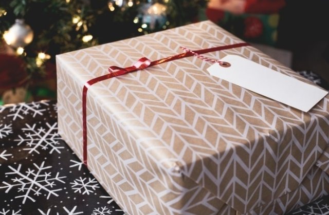 Un copil a chemat politia sa il aresteze pe Mos Craciun pentru ca nu a primit cadourile pe care si le dorea