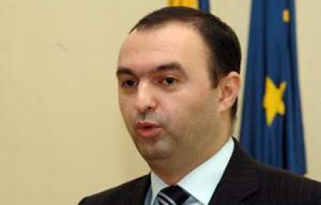 Fostul ministru Cristian Adomnitei, fara permis dupa ce a condus cu 155 km/h