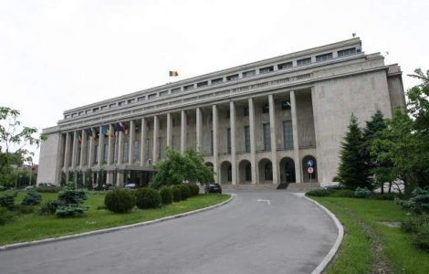 Ungureanu a inceput discutiile despre noul Guvern