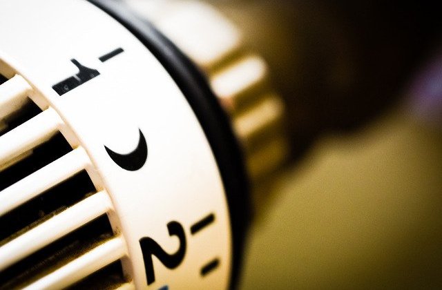 Peste 30 de blocuri, din sectoarele 3 si 4, afectate de avarii aparute la reteaua de termoficare