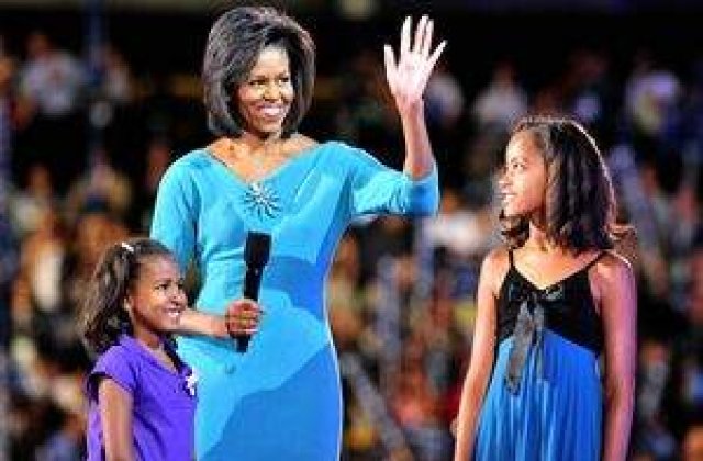 Obama a instalat un loc de joaca in gradinile Casei Albe, pentru fiicele sale
