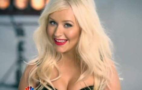  Video  Christina Aguilera, prea grasa pentru TV?