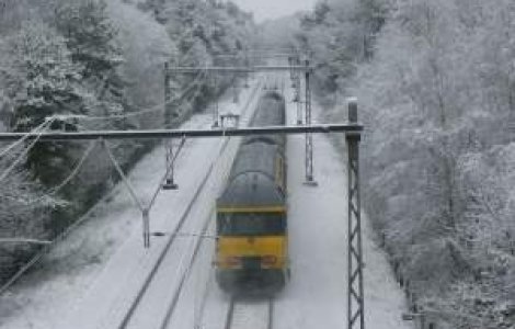 Blocati in tren, de 26 de ore