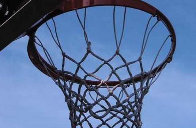 L-a declasat pe Shaquille O`Neal