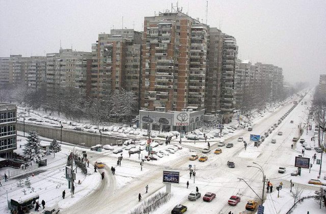 Bucuresti: Bulevardele mari, tinta utilajelor de deszapezire