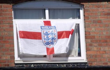 Capello si-a dat demisia de la nationala Angliei