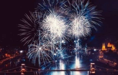 Cum au intampinat oameni din intreaga lume venirea noului an/ VIDEO