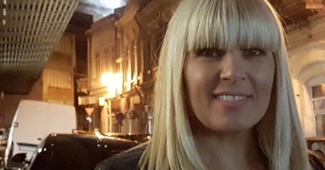 Fotografia de familie postata de Elena Udrea