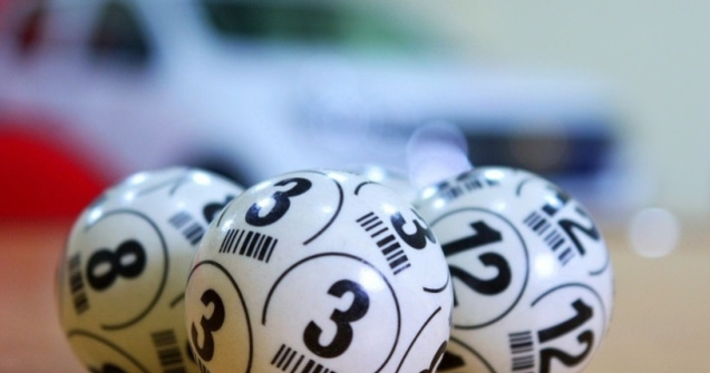 Un britanic a castigat 115 milioane de lire sterline la loteria de Anul Nou