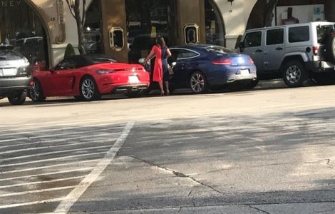  Top  15 imagini care arata ca lumea nu e prea mare pentru... coincidente