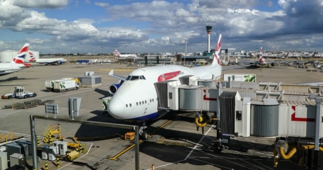 Doua aeroporturi londoneze iau masuri de nivel militar impotriva dronelor